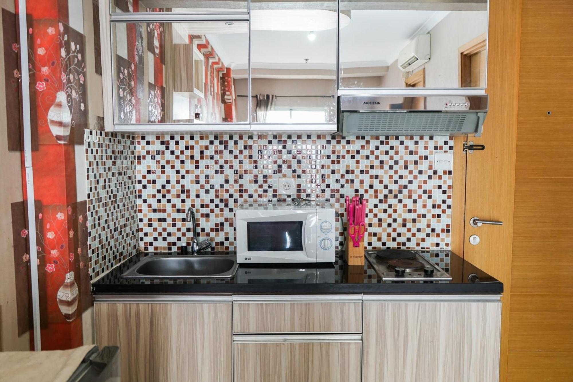 Simply Homey 2br Signature Park Tebet By Travelio * Jakarta