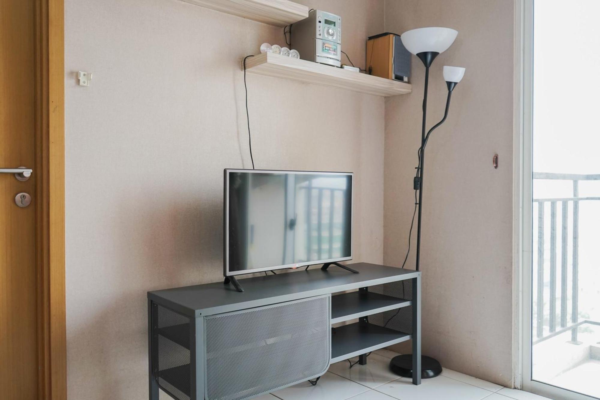 Simply Homey 2br Signature Park Tebet By Travelio Jakarta